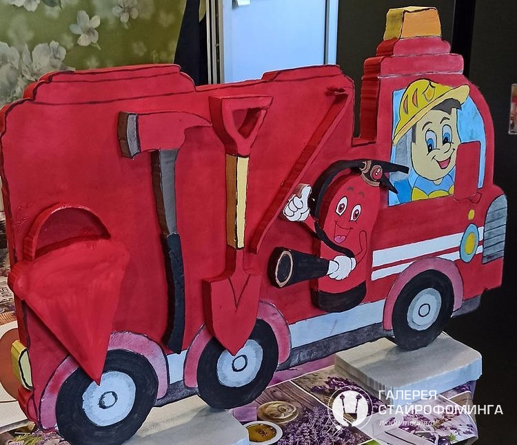 Пожарная машина из пенопласта своими руками